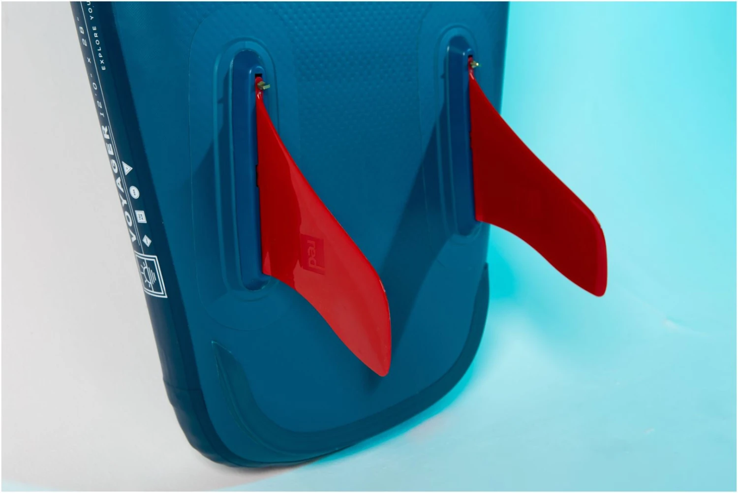Red Paddle Co. Red Paddle Co 12'0 Voyager MSL Inflatable SUP White-Teal-Dark Blue 7 Red Paddle Co. Red Paddle Co 12'0 Voyager MSL Inflatable SUP White-Teal-Dark Blue – Image 7