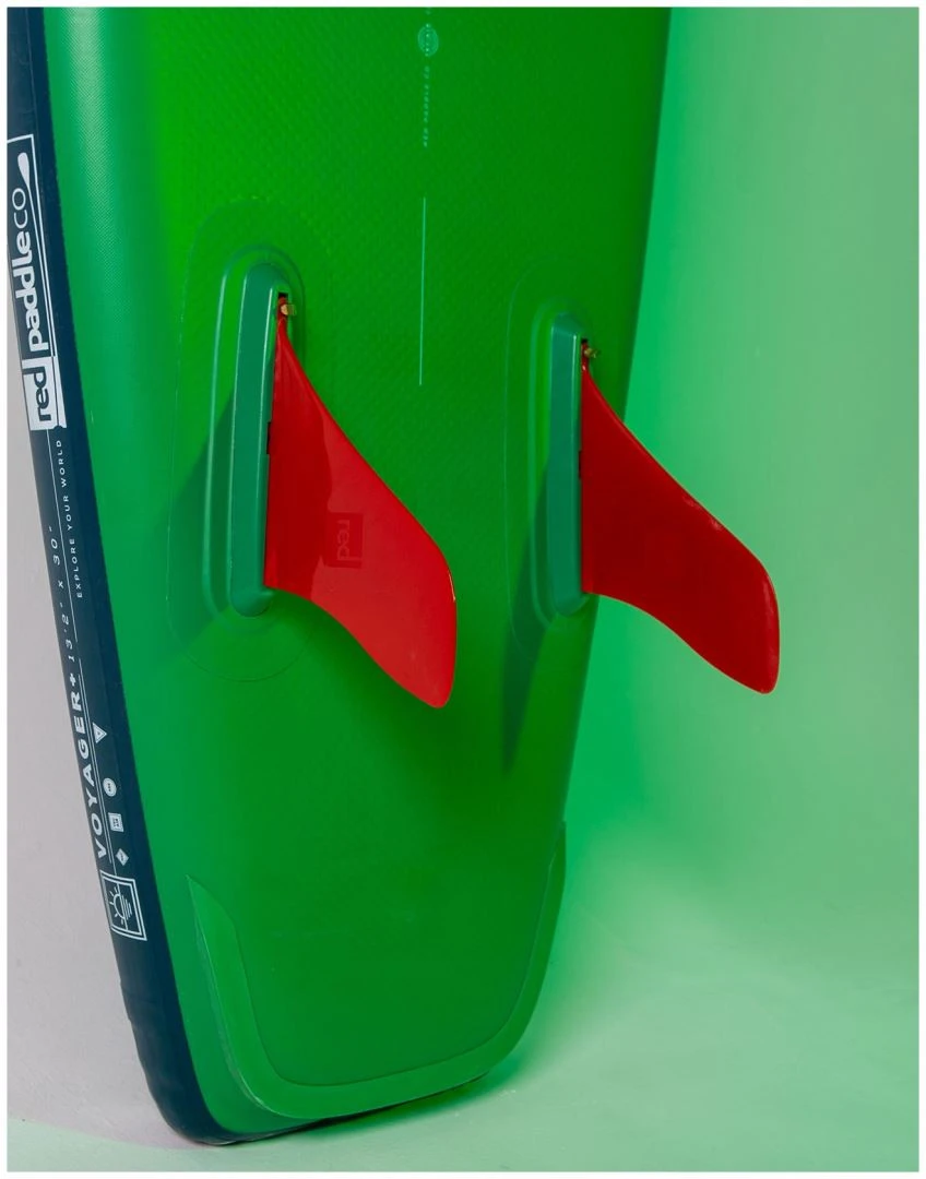 Red Paddle Co. Red Paddle Co 13'2 Voyager Plus MSL Inflatable SUP White-Green-Dark Blue 7 Red Paddle Co. Red Paddle Co 13'2 Voyager Plus MSL Inflatable SUP White-Green-Dark Blue – Image 7